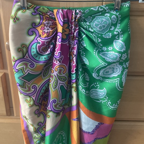 Zara Multi-colored Skirt - Picture 2 of 5